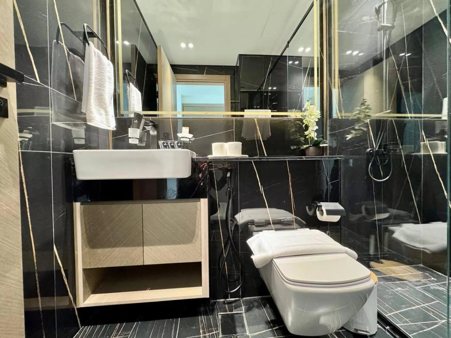 Stylish 1-Bedroom Apartment Dubai