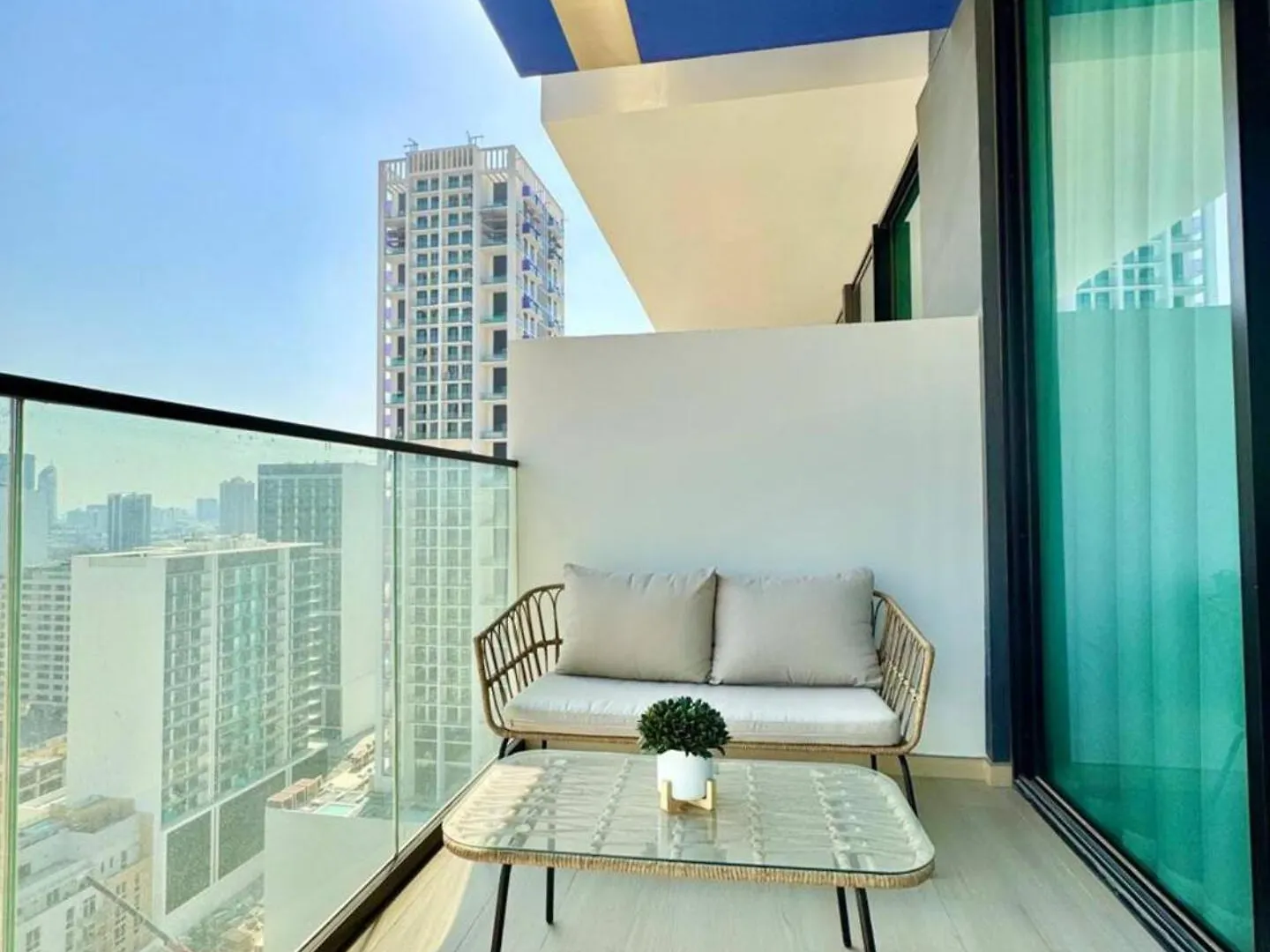Stylish 1-Bedroom Apartment Dubai