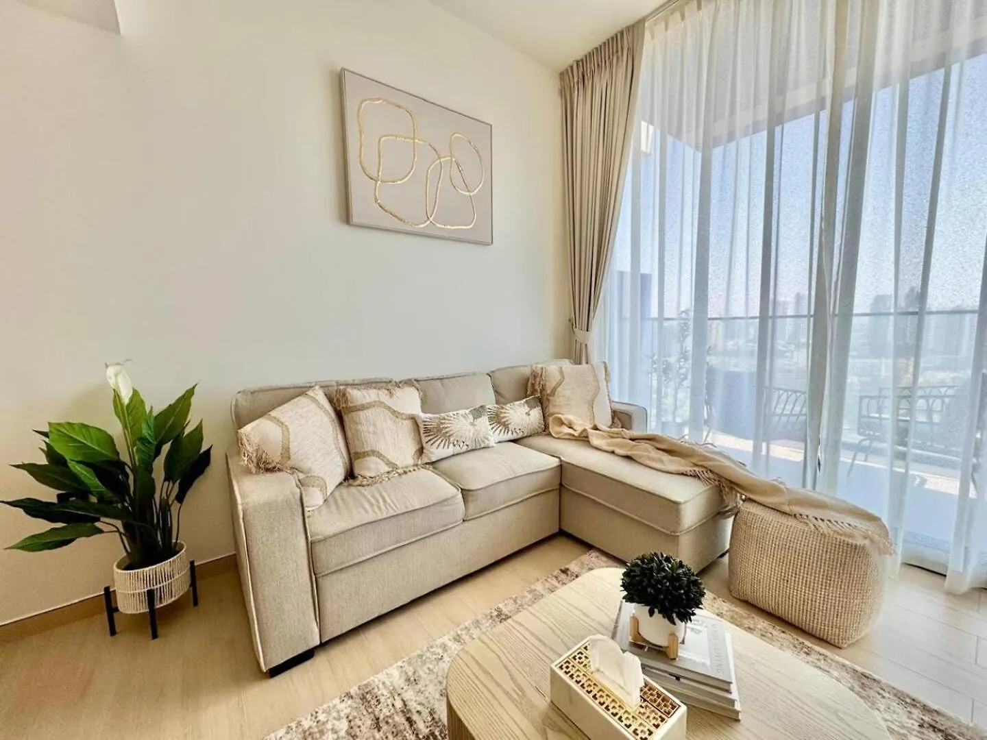 Stylish 1-Bedroom Apartment Dubai