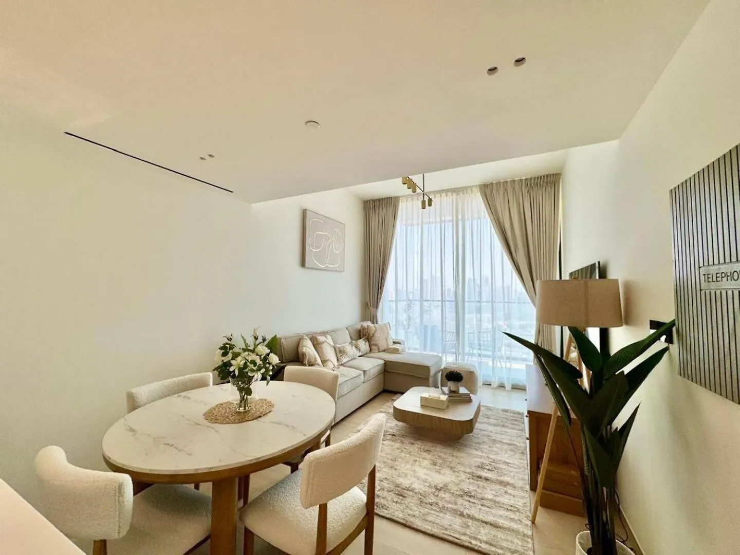 Stylish 1-Bedroom Apartment Dubai