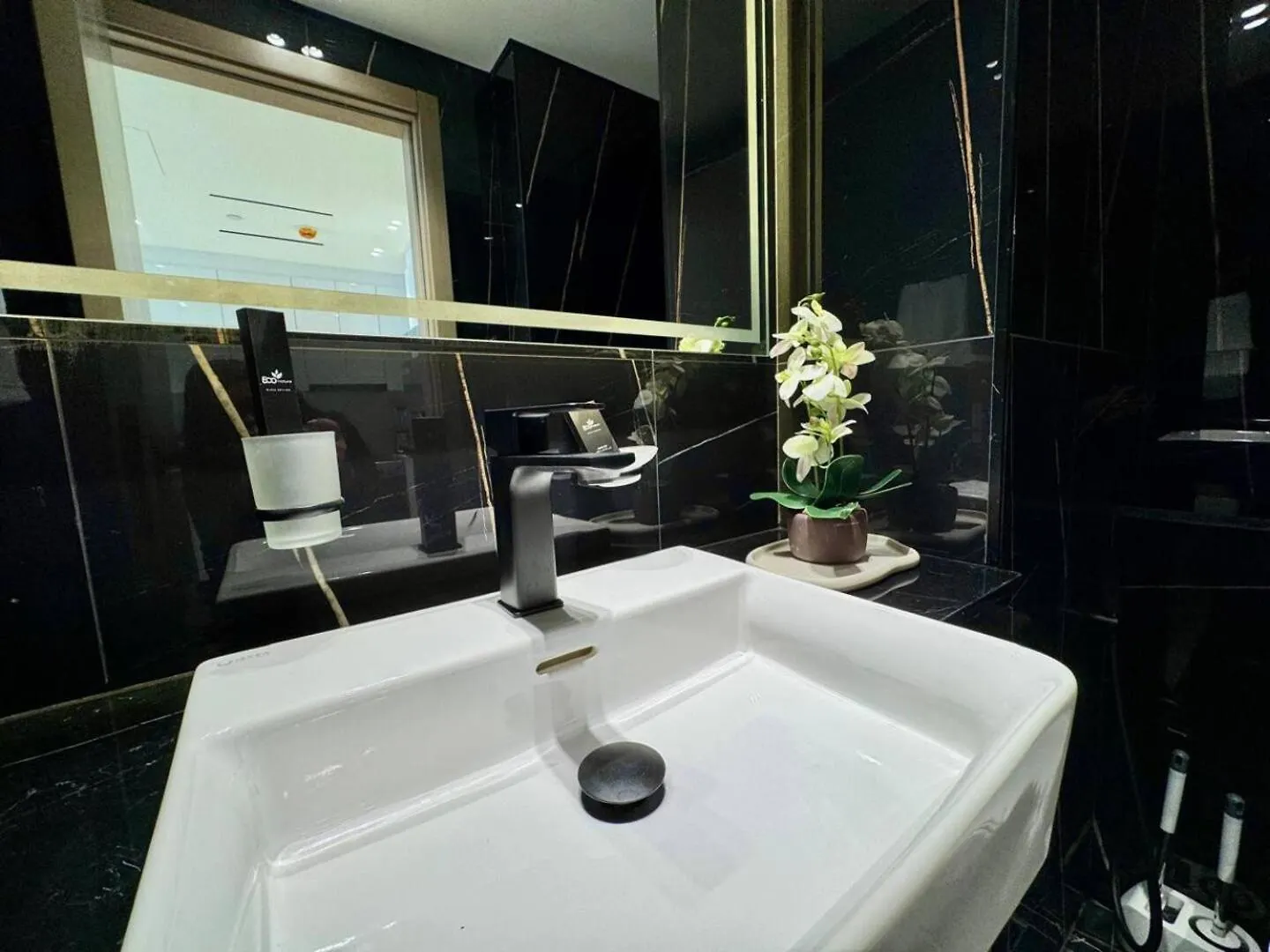 Stylish 1-Bedroom Apartment Dubai