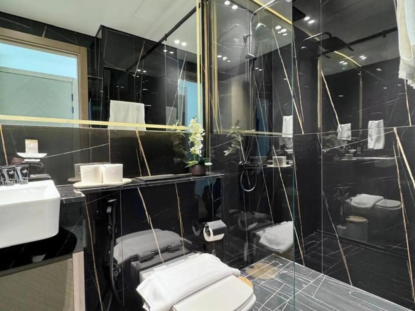 Stylish 1-Bedroom Apartment Dubai